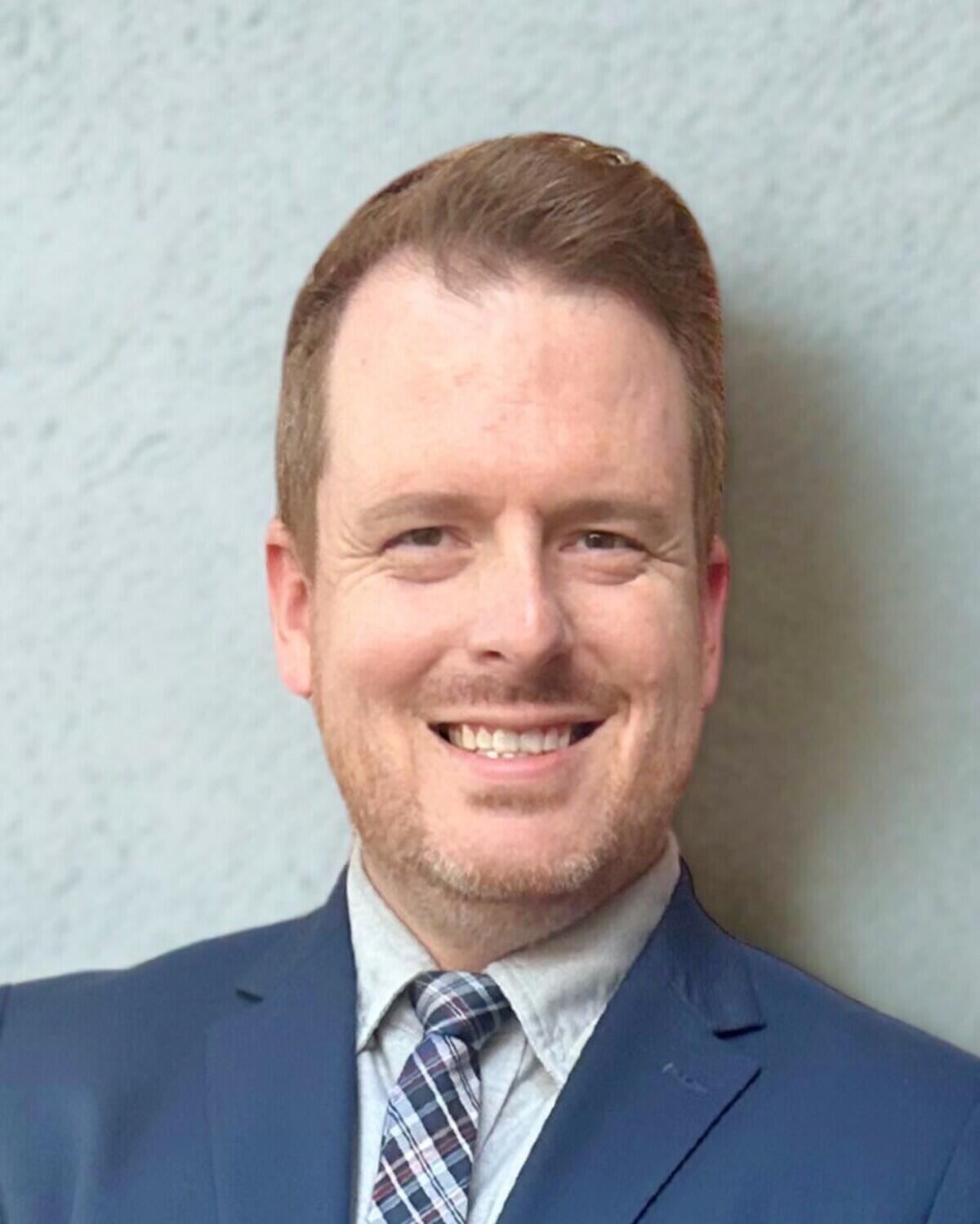 Headshot Image for Andrew Gray